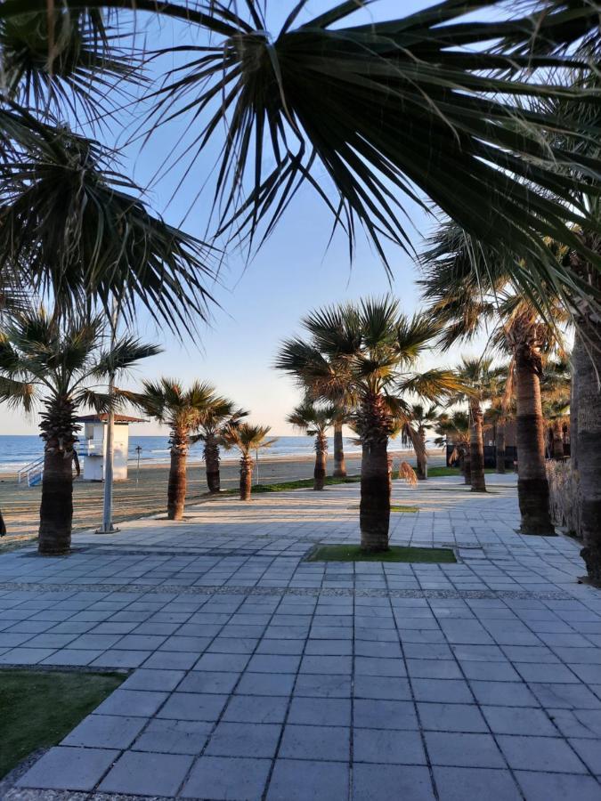 Large Apt 2 Bedrooms Sea View & 2 Balconies Larnaca Dış mekan fotoğraf