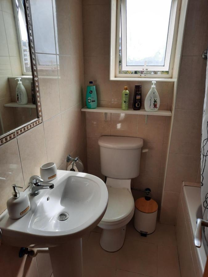 Large Apt 2 Bedrooms Sea View & 2 Balconies Larnaca Dış mekan fotoğraf