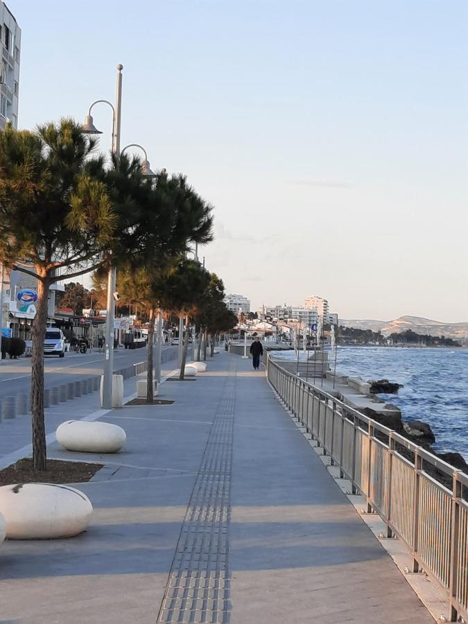 Large Apt 2 Bedrooms Sea View & 2 Balconies Larnaca Dış mekan fotoğraf