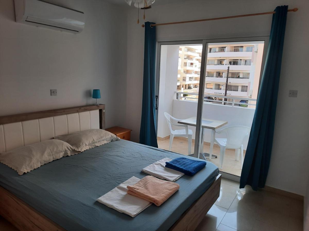 Large Apt 2 Bedrooms Sea View & 2 Balconies Larnaca Dış mekan fotoğraf